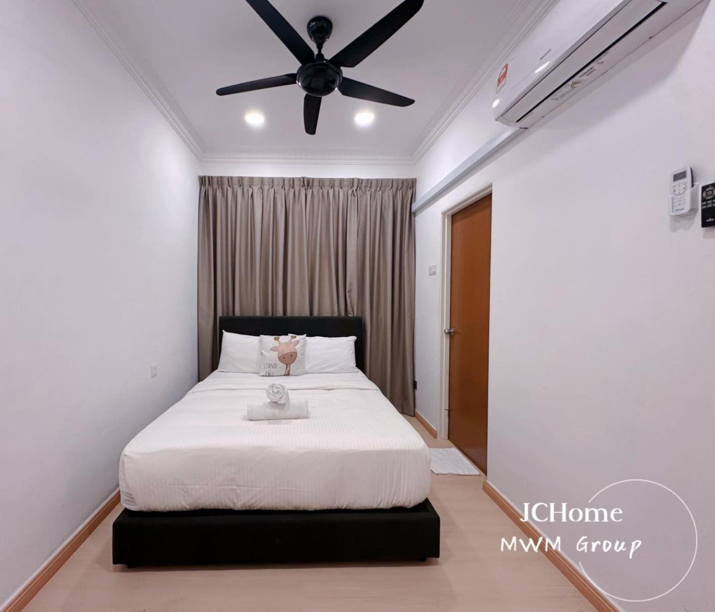 Rumah liburan Molek House 12pax Ktv Bbq